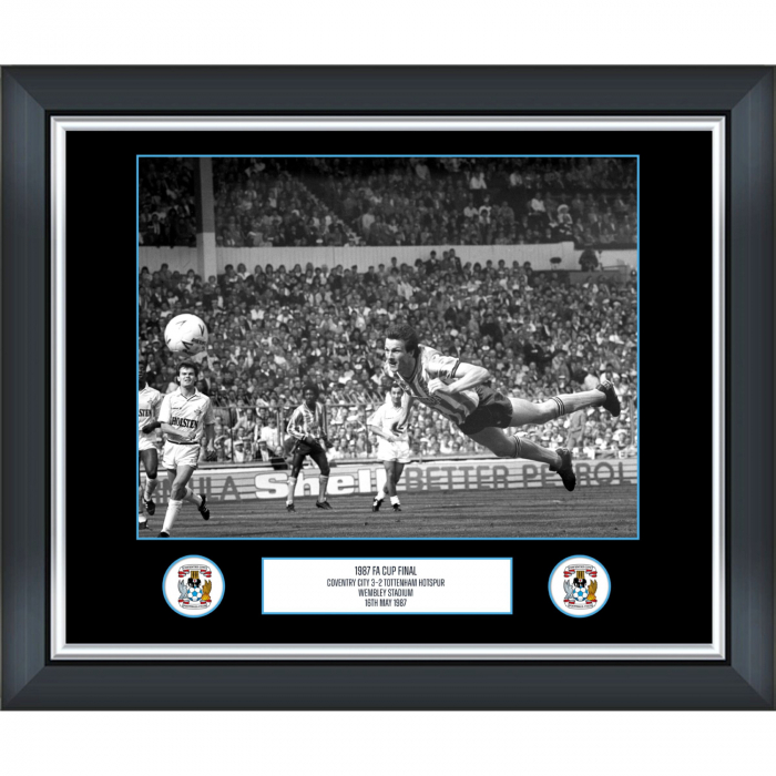 1987 FA Cup Final Action Framed Print - 20 x 16 In
